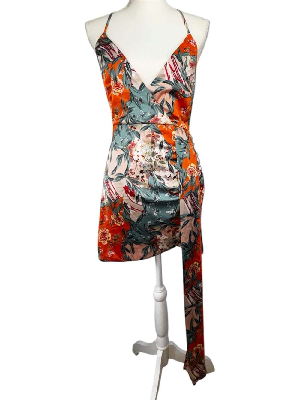 Rehab Lab Wave Floral Satin Mini Dress Size S - Picture 2 of 5
